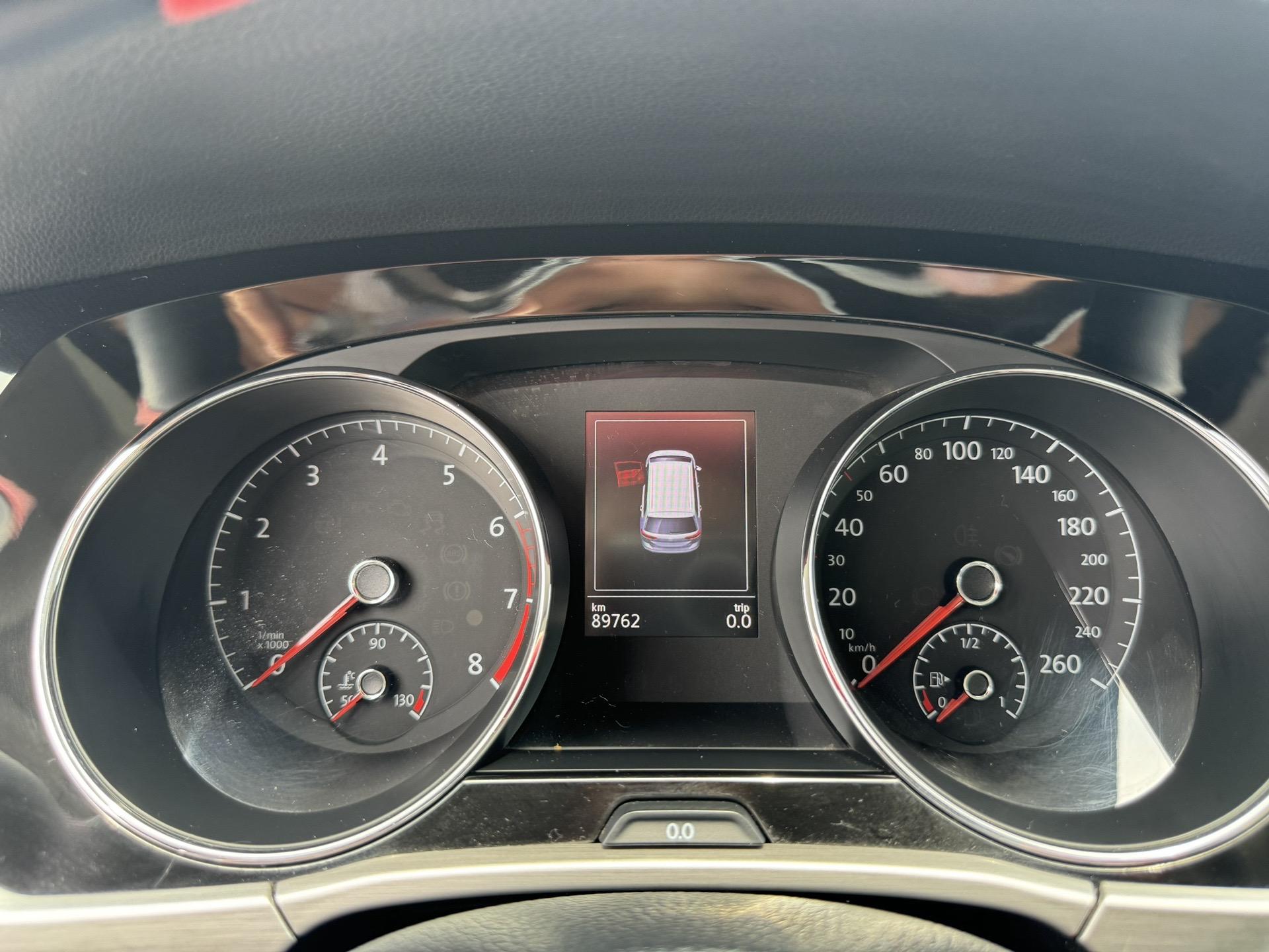 新到2017年7月大众途安280豪华版本 "1.4t"黄金排量