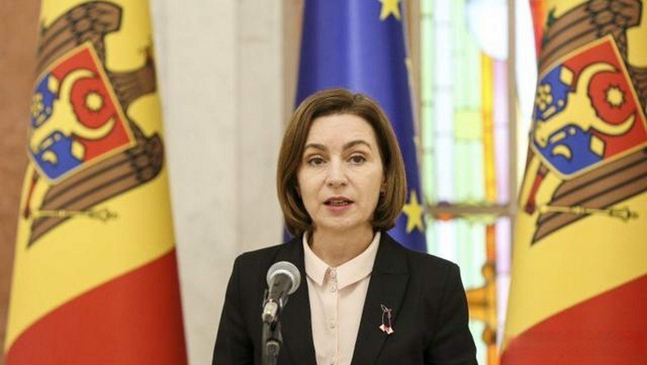 摩尔多瓦总统马娅·桑杜同意官方语言为罗马尼亚语 3月22日,马娅