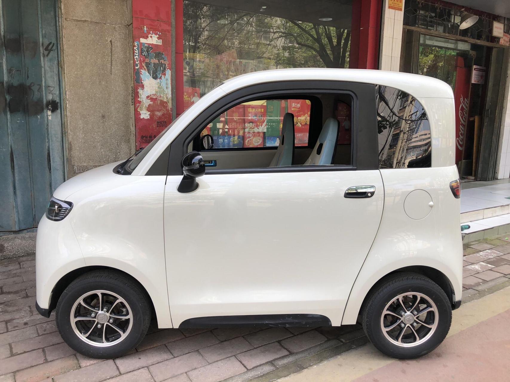 爱玛a05四轮电动车,两门4座,四轮碟刹!