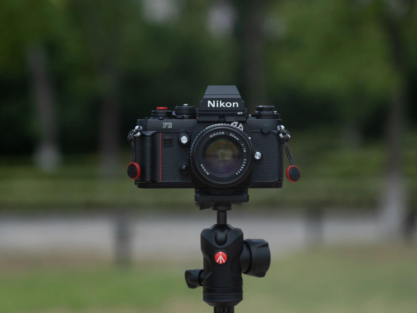 尼康f3功能介绍及分享 尼康f3,与宾得lx同样誉为135胶片机皇,宾得lx之