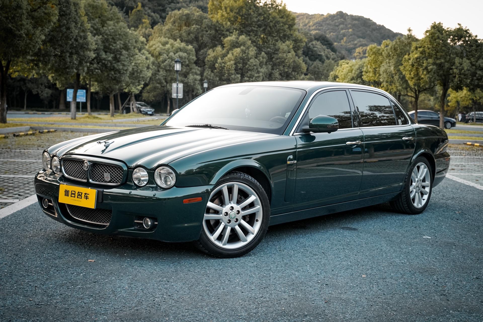 捷豹xj6l 皇家加长版.看你千遍也不厌倦.