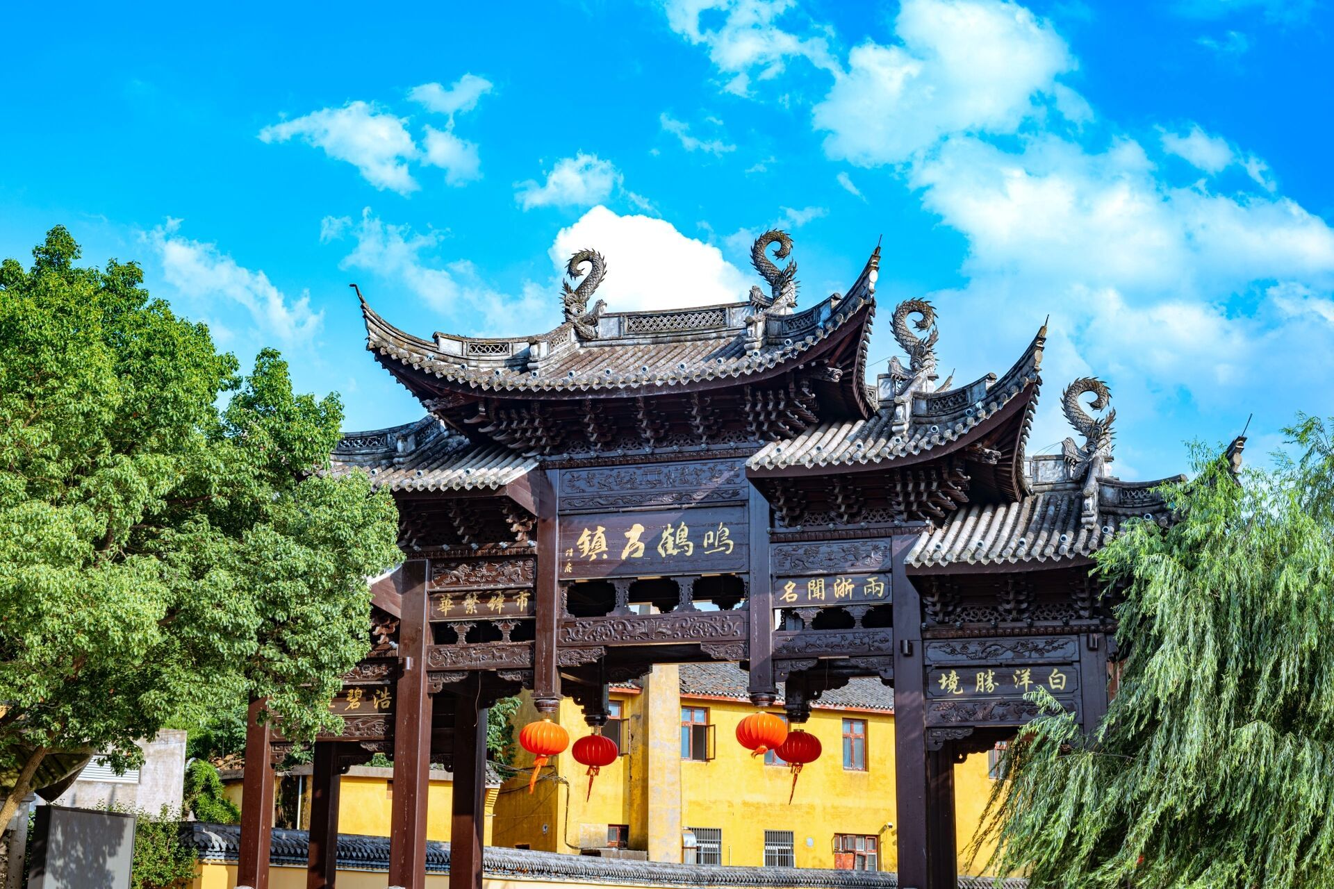 这里是浙江宁波慈溪! 全国百强县,风景也很美.