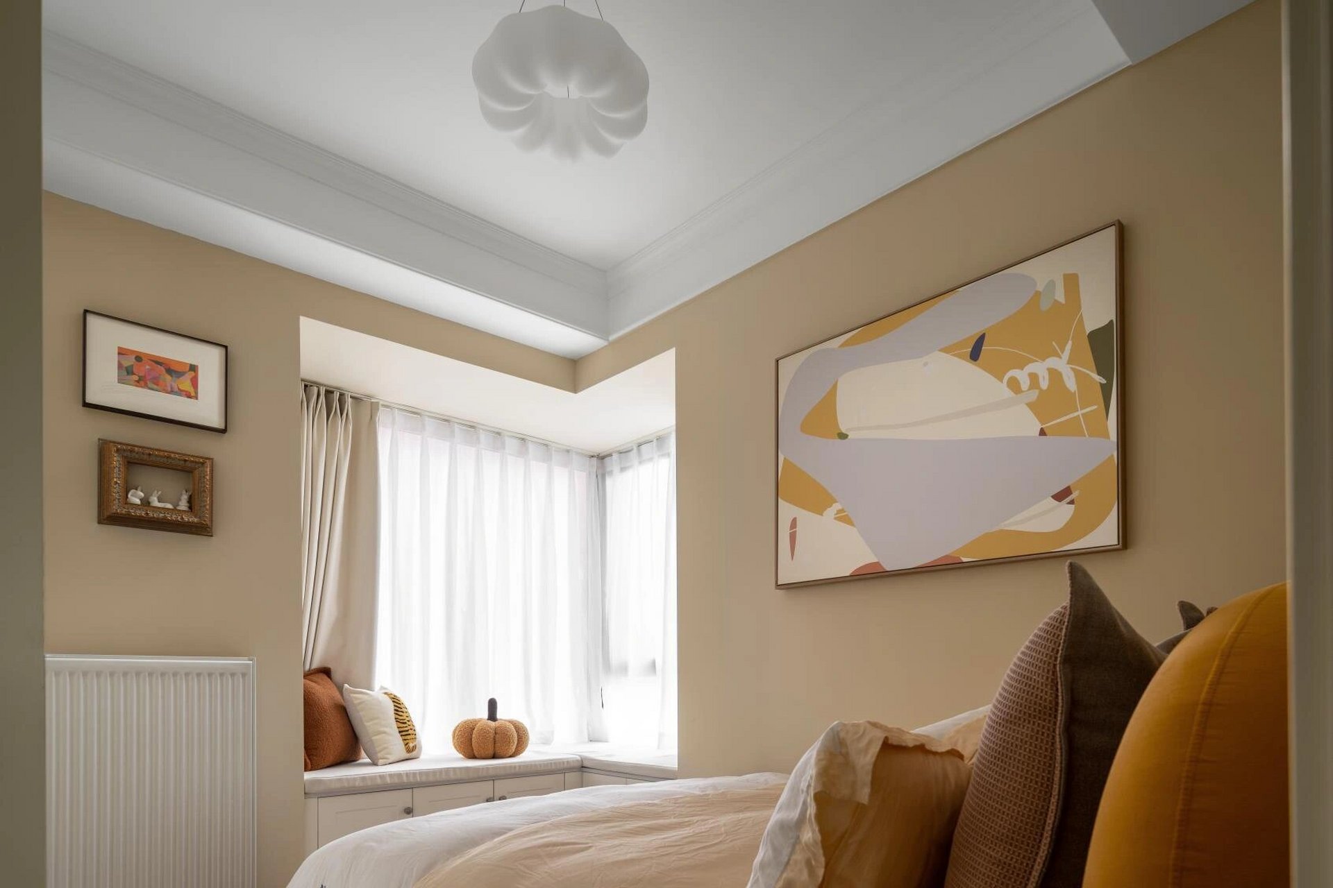 卧室配色|立邦漆上墙效果 墙漆颜色:nn4760-4锡兰象牙