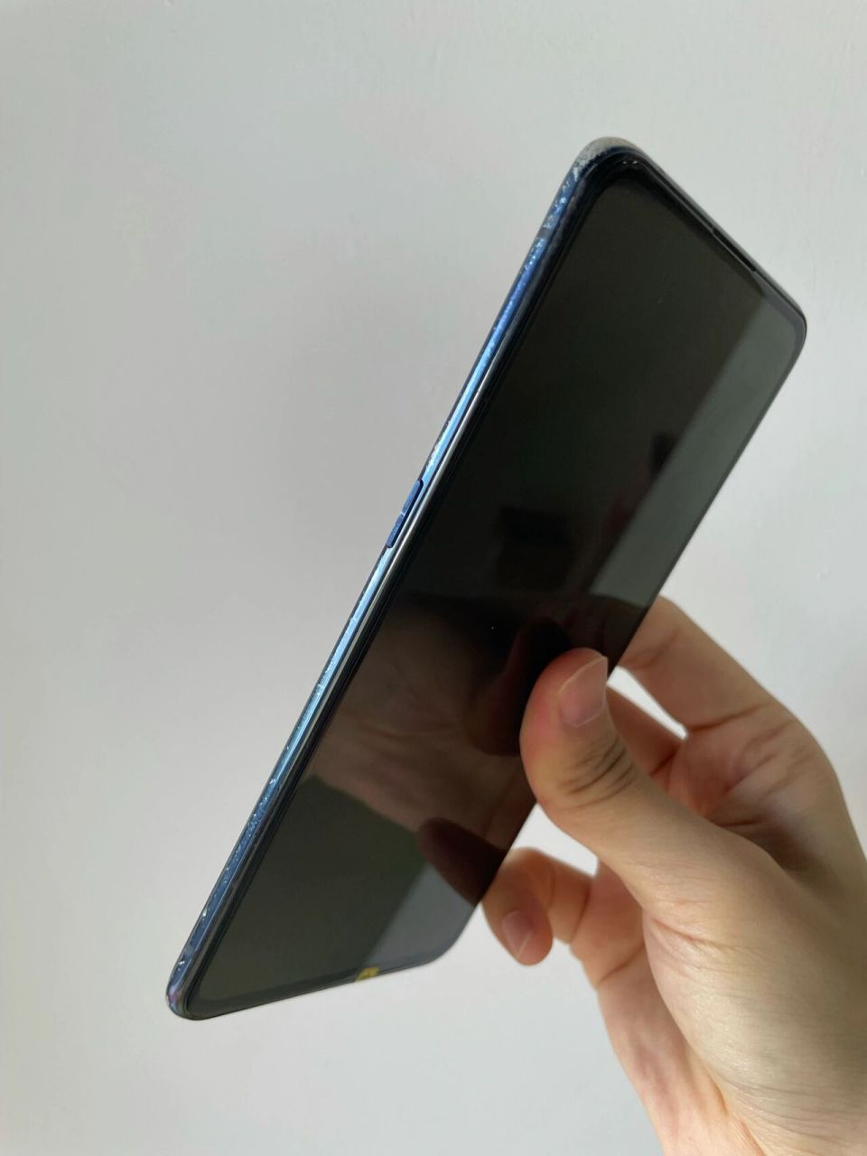 vivo x27 8 256 二手手机 图片均为实拍,成色如图所示,正常使用痕迹
