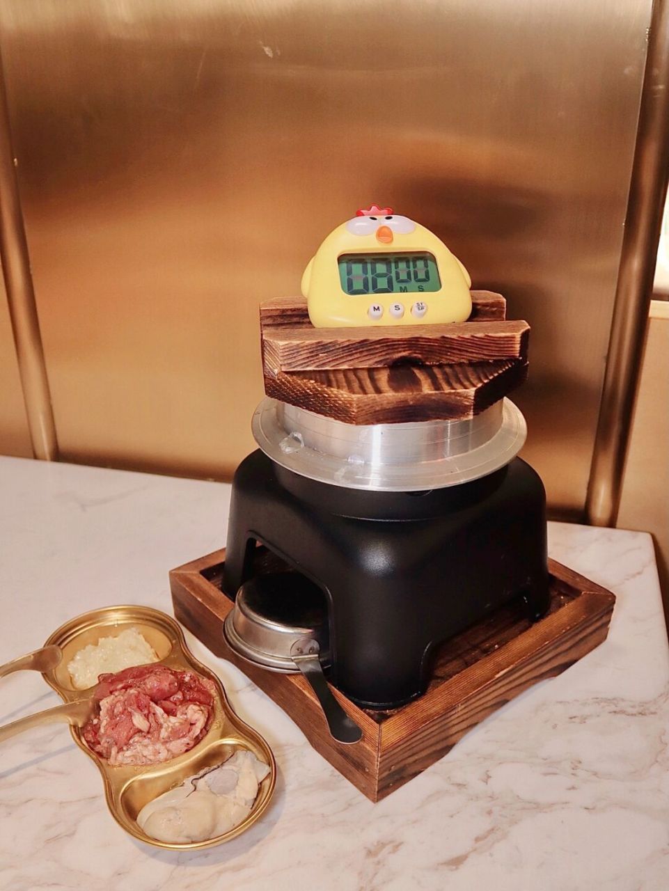 哈咯哈 这里是阿星同学的探店环节 这家我一推开门就是美味嘎嘎香啊