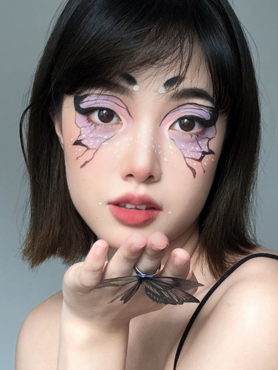 图里都是本人化的一些妆面～模特也是本人 淡妆浓妆创意妆都可以,限