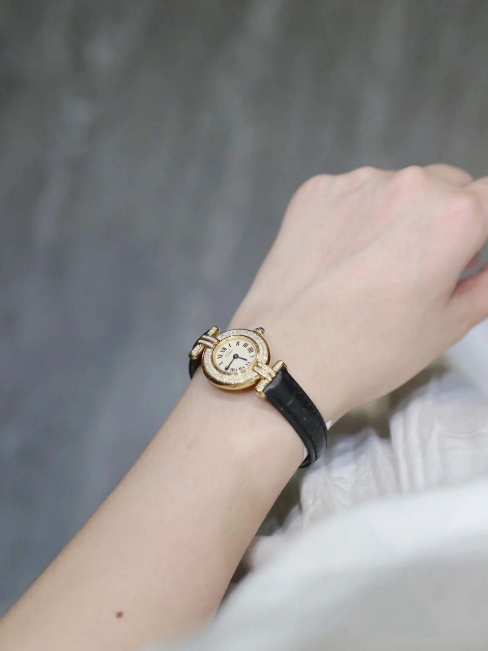 卡地亚 小旋风 八千不到的价格就能拿下 宝子们 卡地亚小旋风女士手表