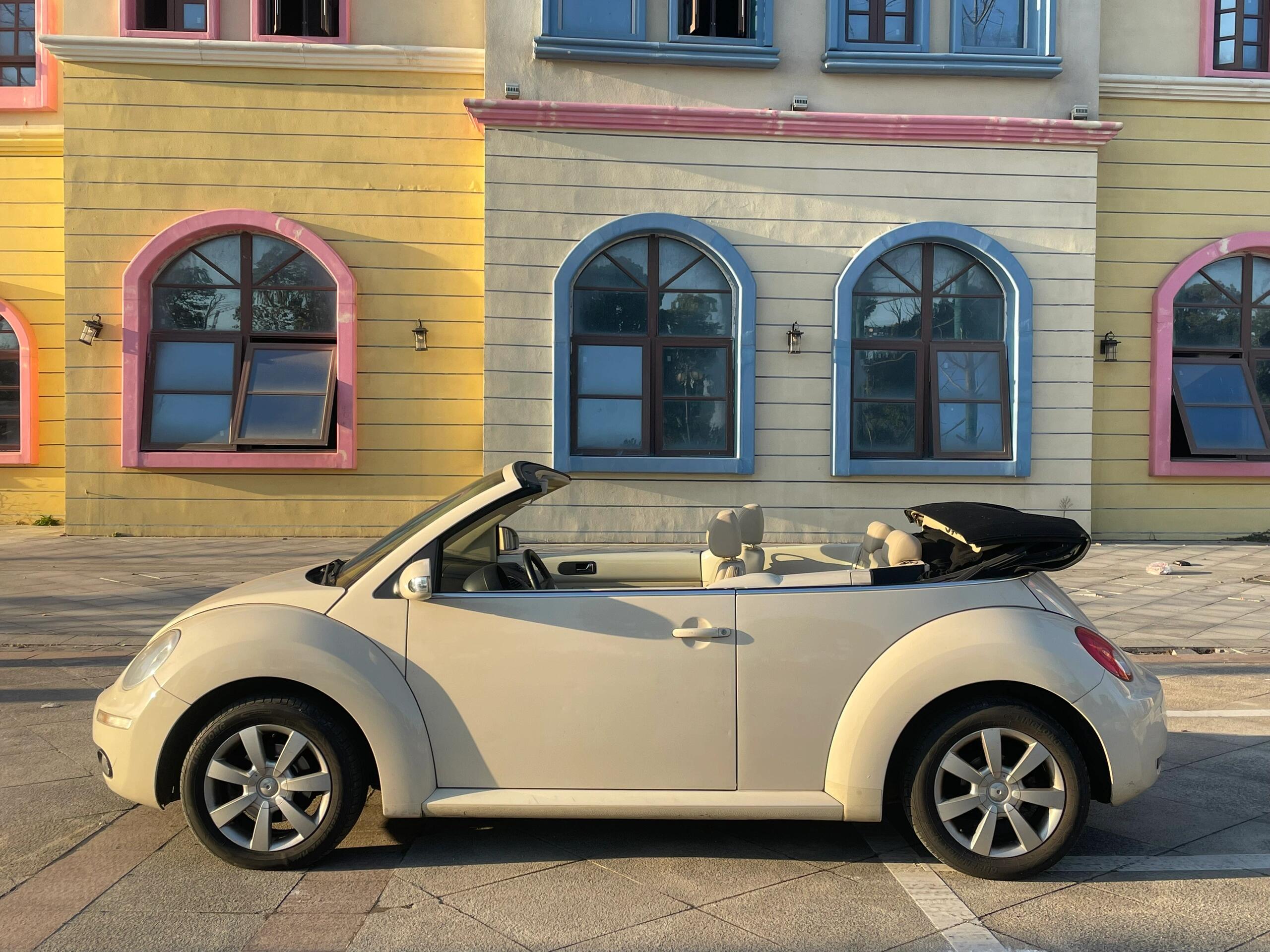 大众敞篷小糯米图片