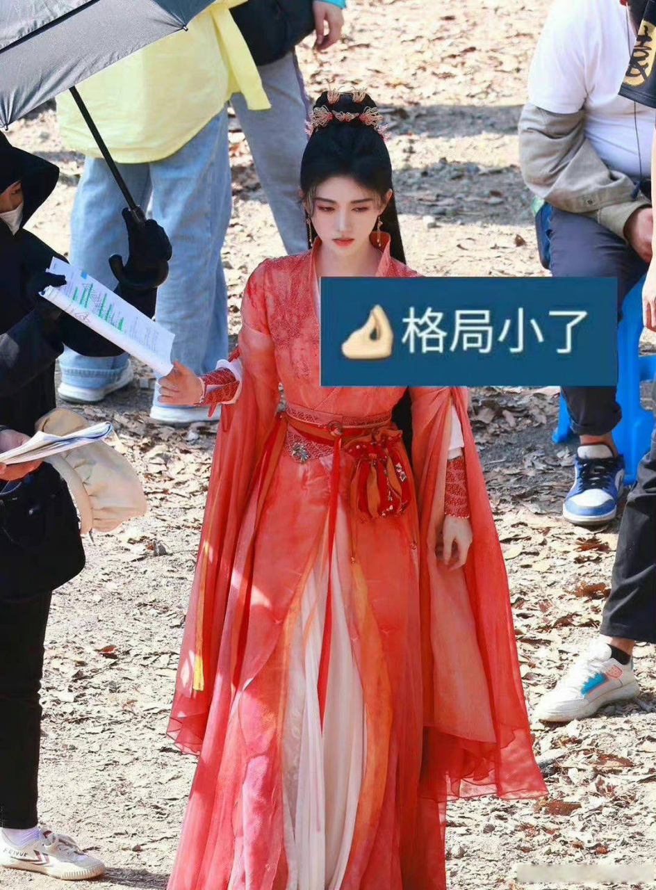 鞠婧祎仙剑四杀青路透#鞠婧祎仙剑四杀青饭拍 不知不觉中鞠婧tt