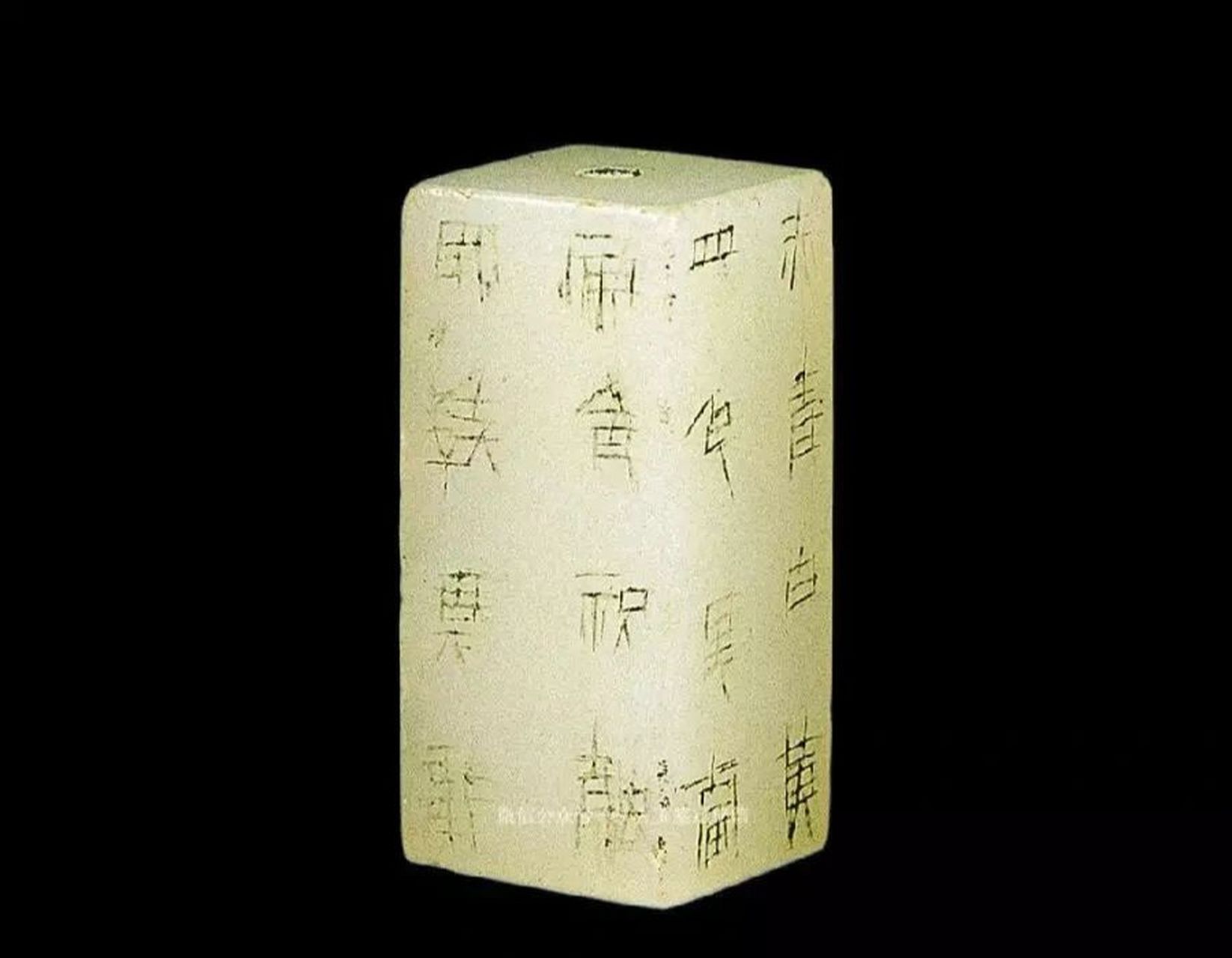 汉代刚卯严卯 汉代辟邪三宝:刚卯严卯,翁仲,司南佩.