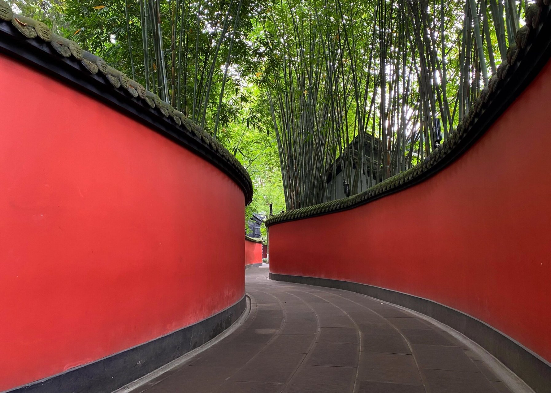 成都武侯祠红墙夹道