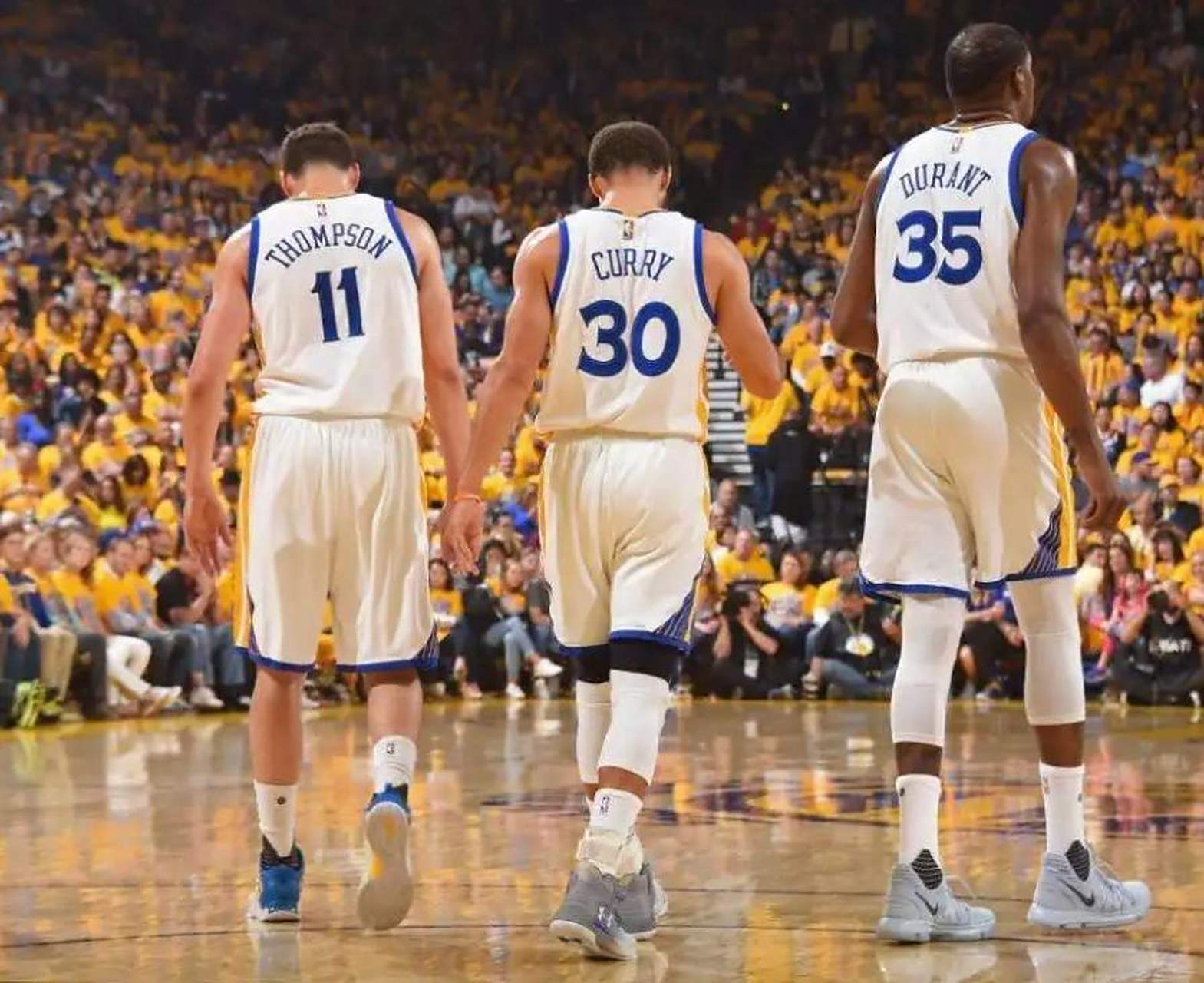 约基奇不是最强的,新海啸三兄弟才是真的无敌! 尽力了!尽力了!