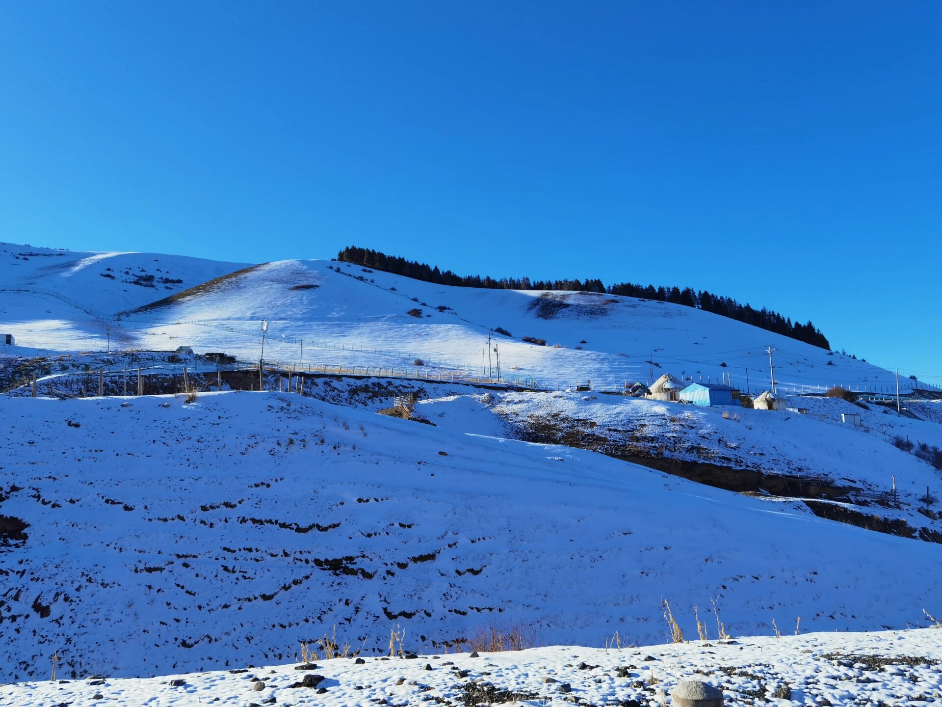 乌鲁木齐南山雪景图片图片