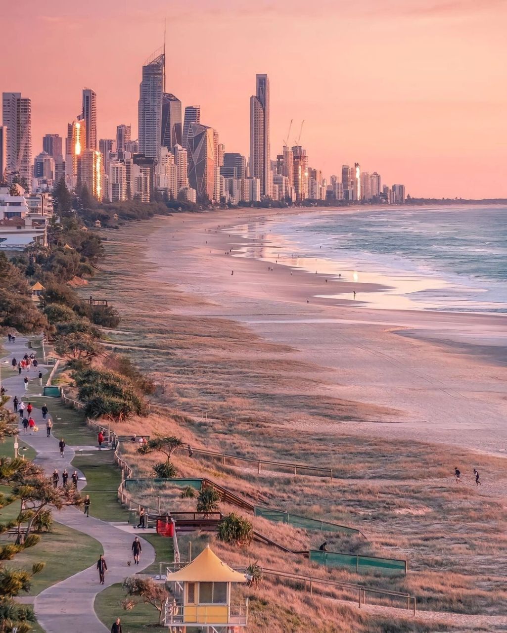 富豪后花园～澳大利亚黄金海岸 黄金海岸,人口65万人,是澳大利亚