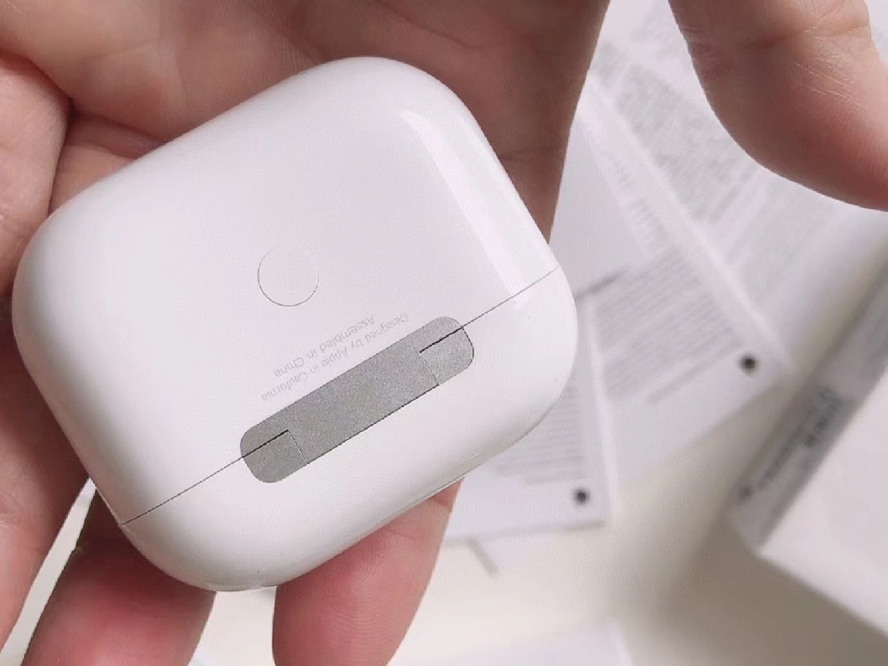 苹果四代蓝牙耳机新款四代airpods 苹果四代蓝牙耳机新款四代airpods