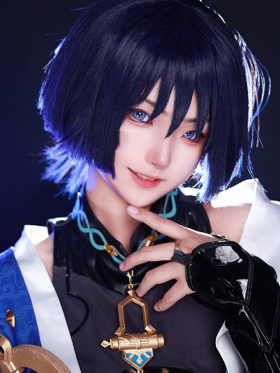 这不就是散兵的天选cos日抛美瞳!