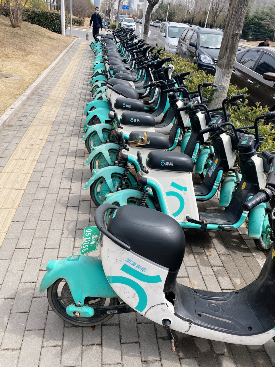 青岛共享电动车 看地图整个青岛,都没有电动车可以骑