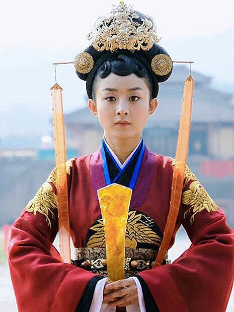 从罪奴到一代女相无冕太后 前些年流行了一部古装电视剧《陆贞传奇》