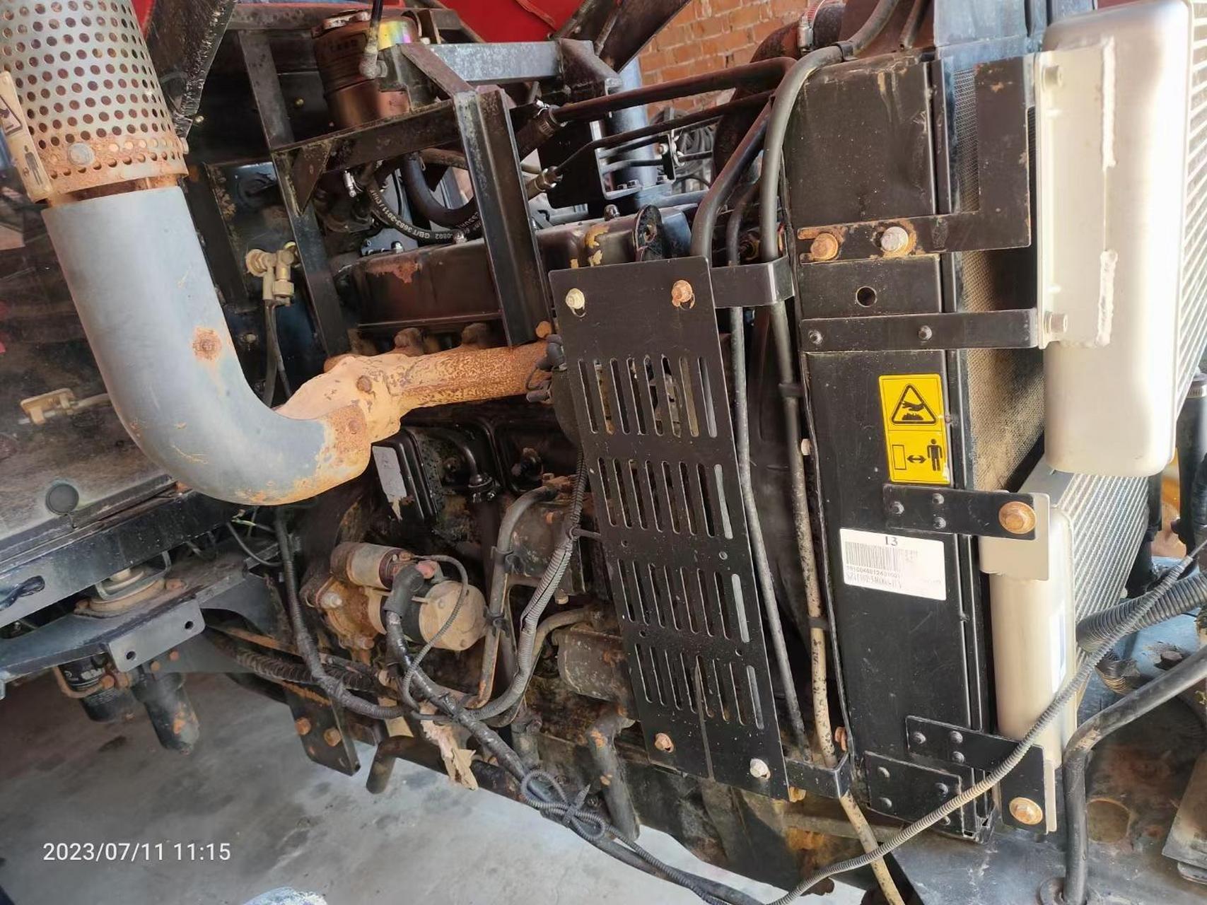 东方红904强压多路阀梭式挡原版原漆几百小时,车况精品带一个旋耕机一