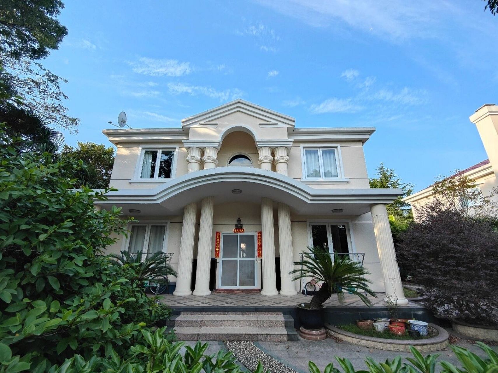 上海松江区莘闵别墅区乔爱别墅独栋别墅93出售,225.