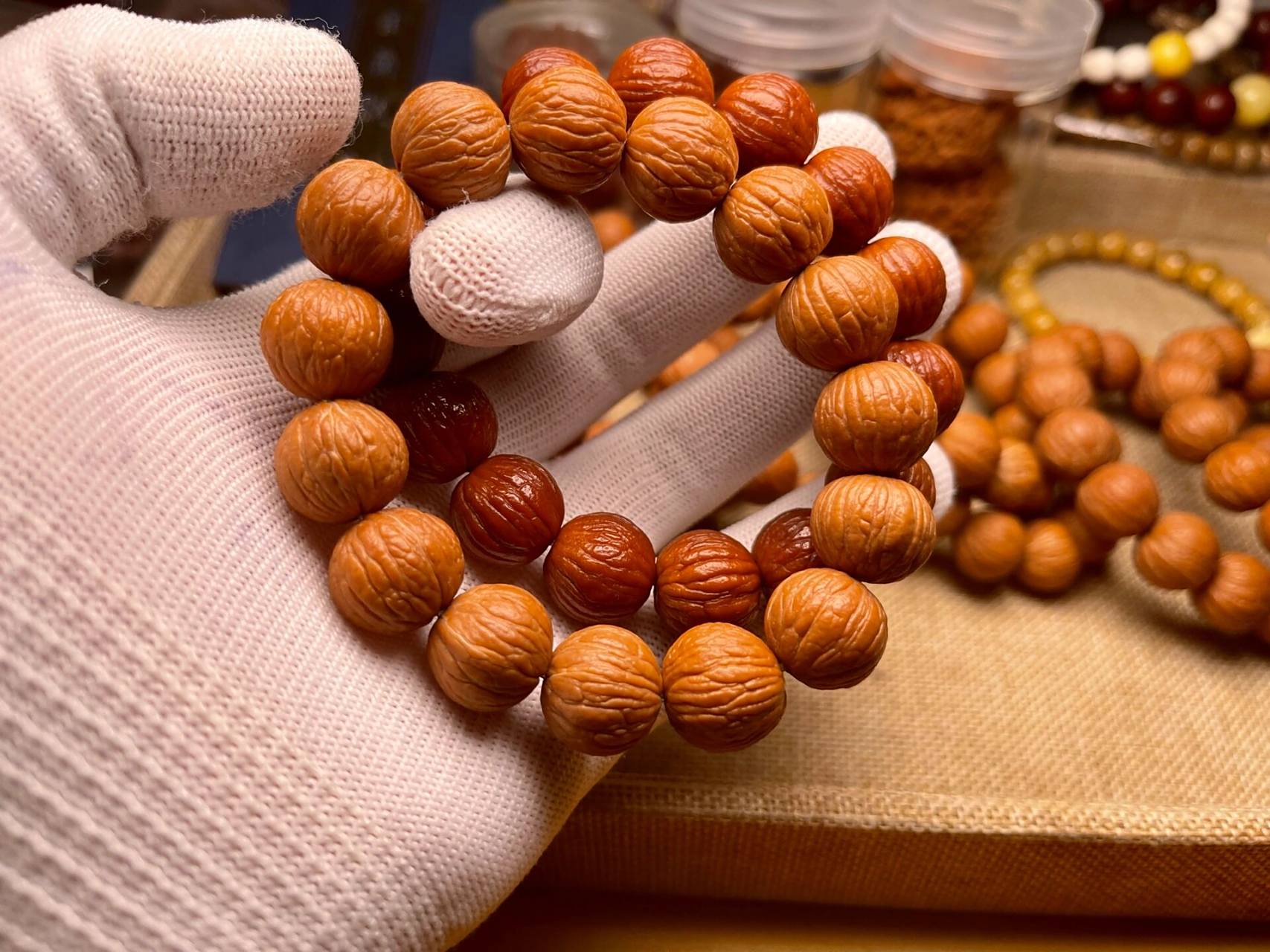 猴头凤羽手串 凤羽又叫磨盘凤羽,桩高跟直径差1.