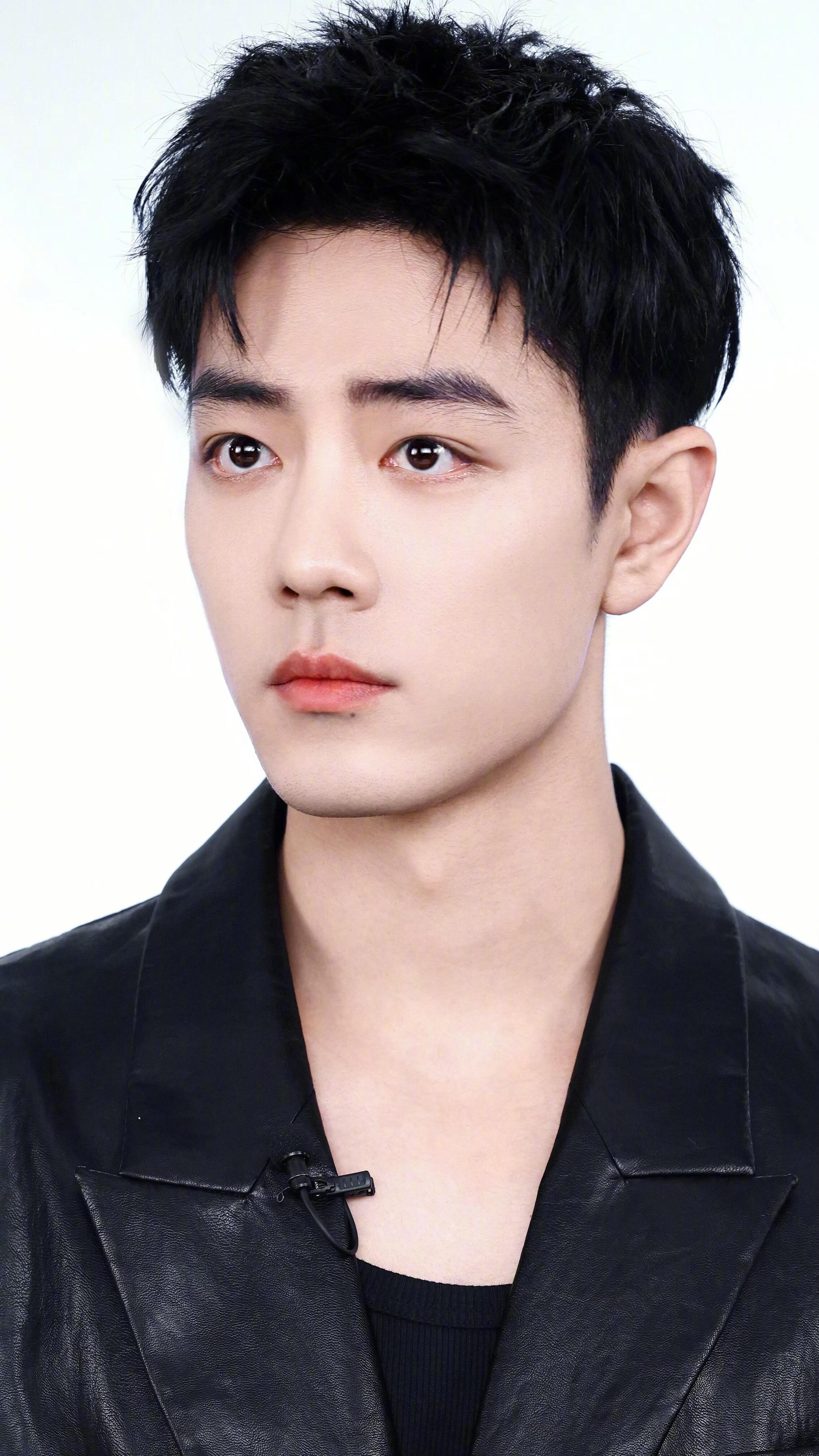 肖战直播#x玖少年团肖战daytoy 状态真的好绝,简直就是男大好嫩好