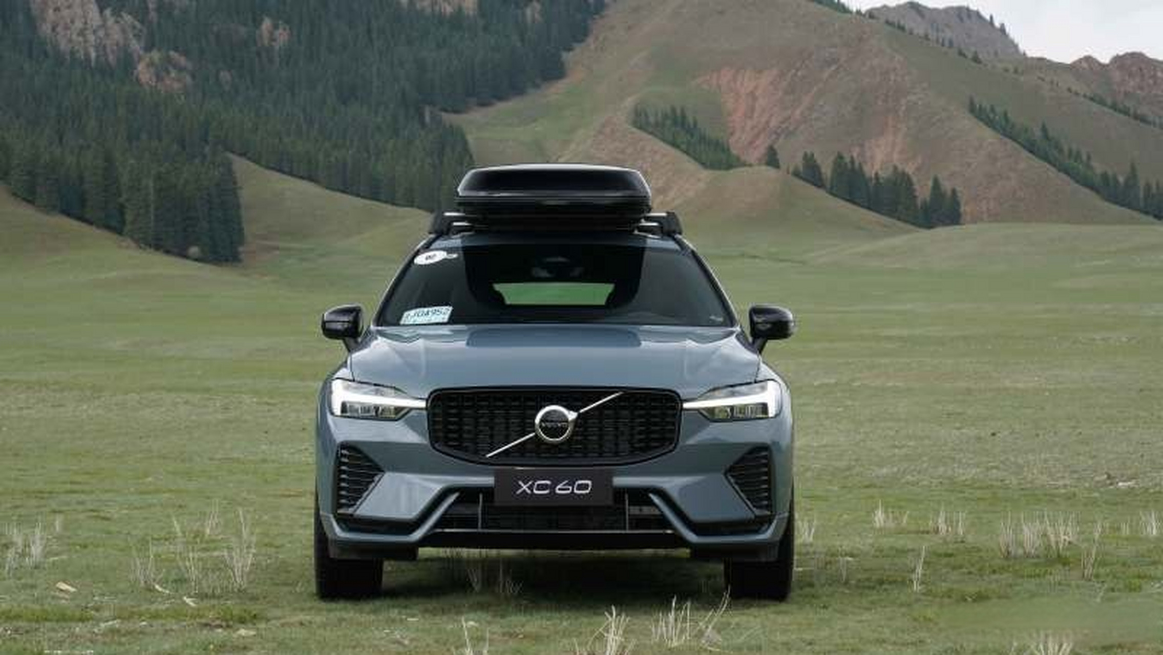 69-45.89万元  沃尔沃xc60新增一款峡湾版车型,售价为45.89万元.