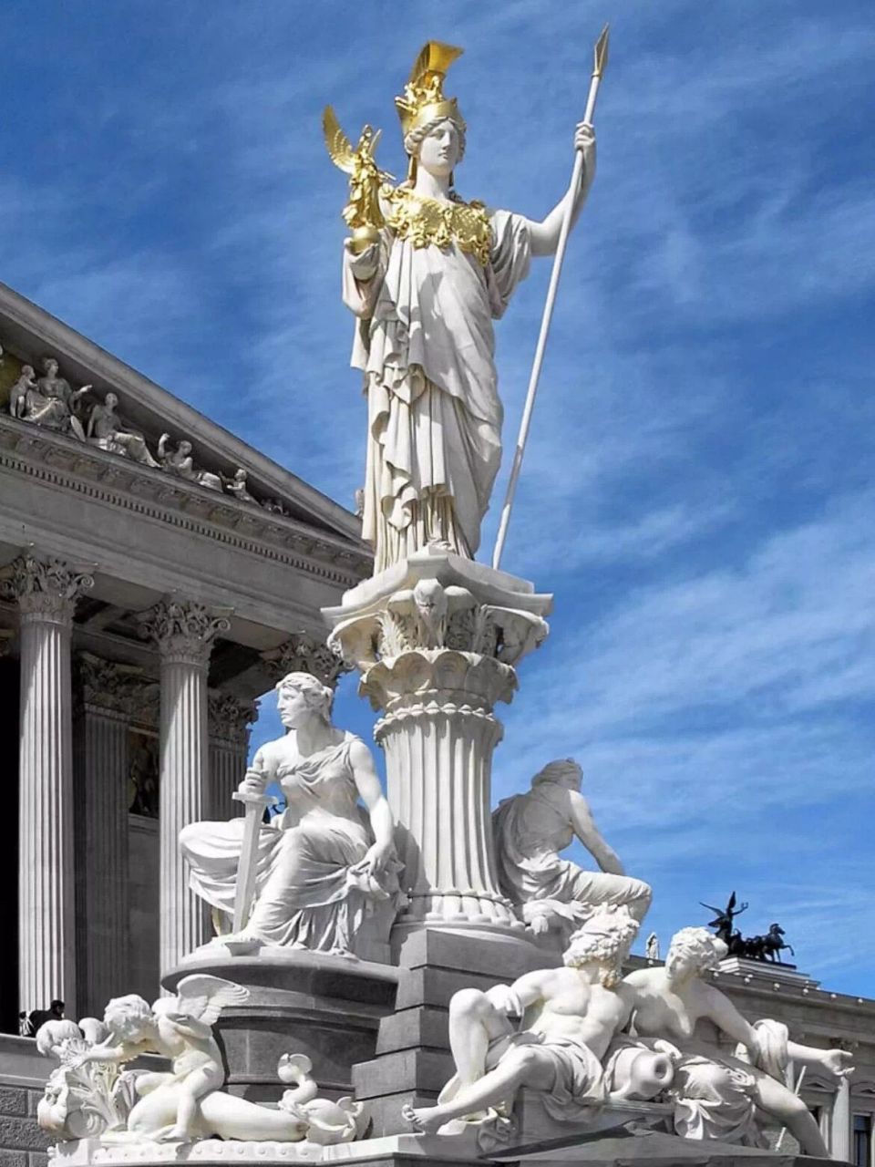 智慧女神雅典娜 91图片:【在奥地利议会大厦前的雅典娜神像】雅典娜