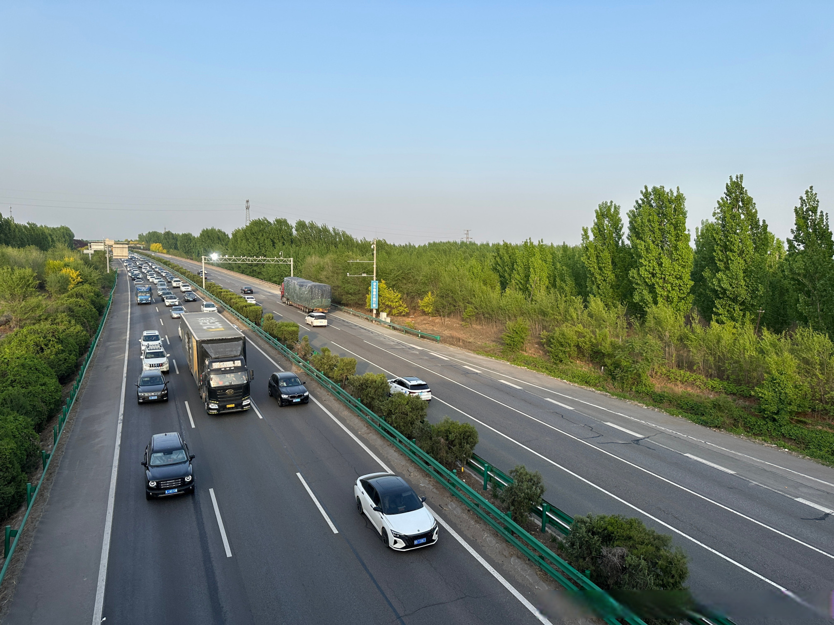 高速路况# 6月2日17时【高速路况】目前,京哈,唐津,长深,秦滨,遵秦