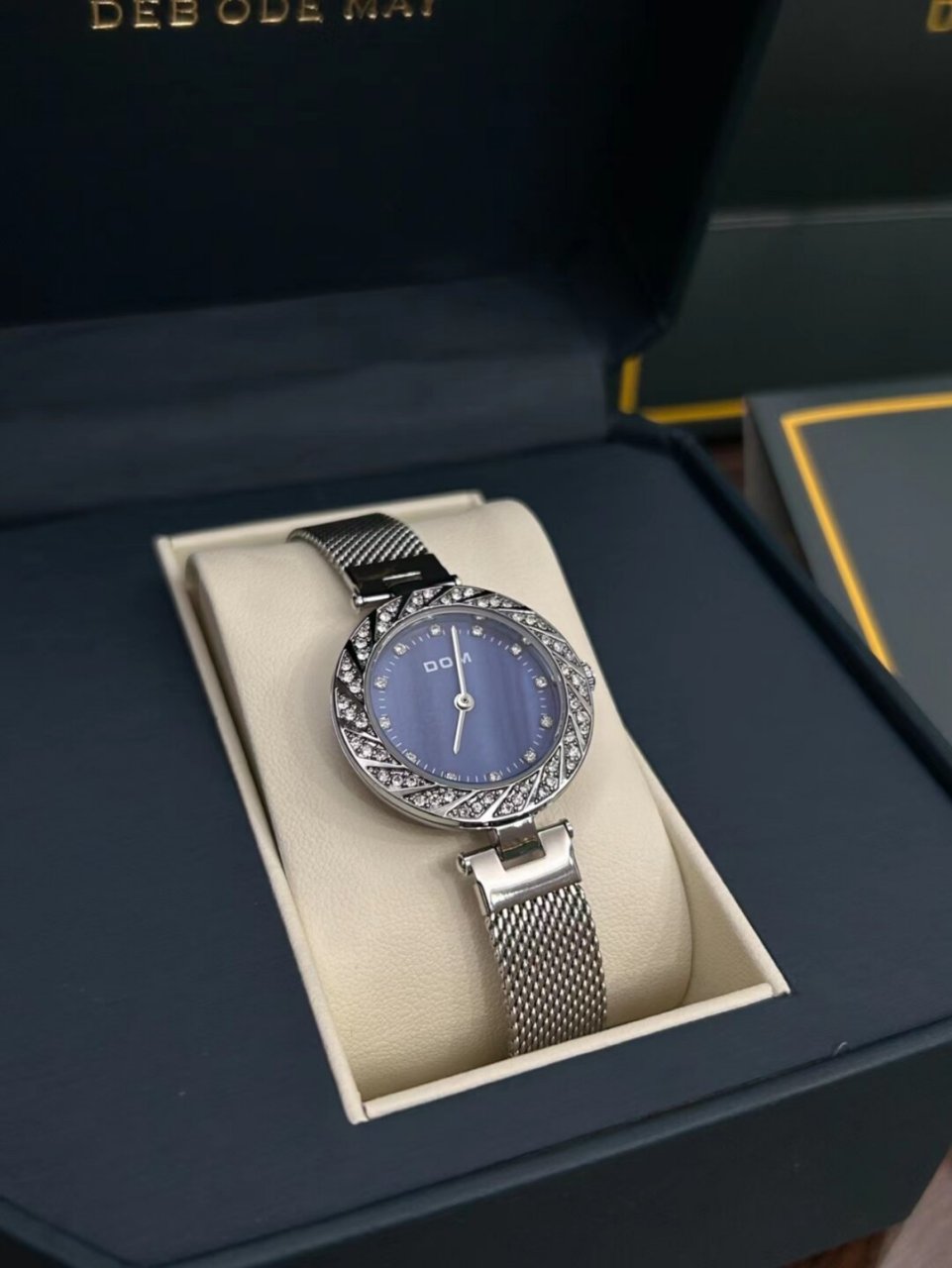 dom多姆镶钻小蓝手表真的好好看!