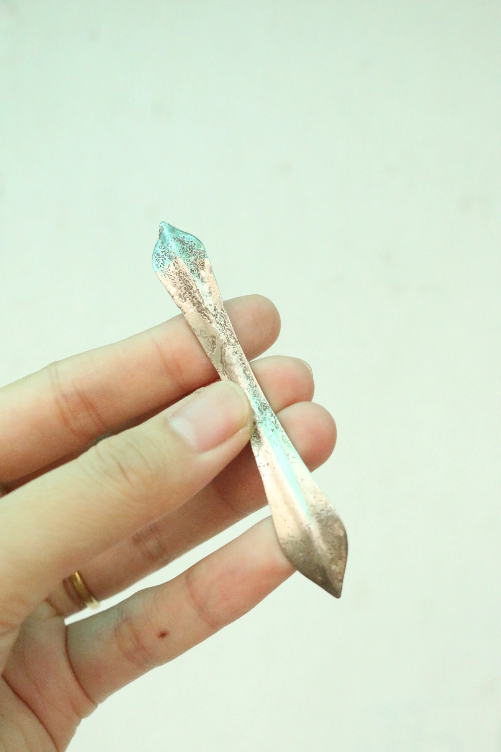 不过百的清代老银双尖发簪