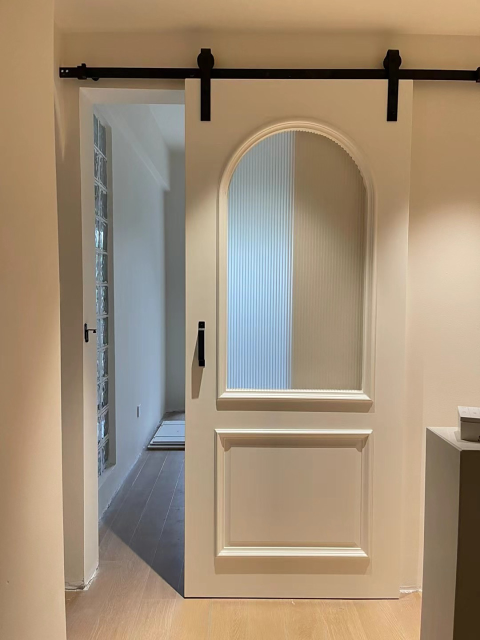 奶油风法式谷仓门