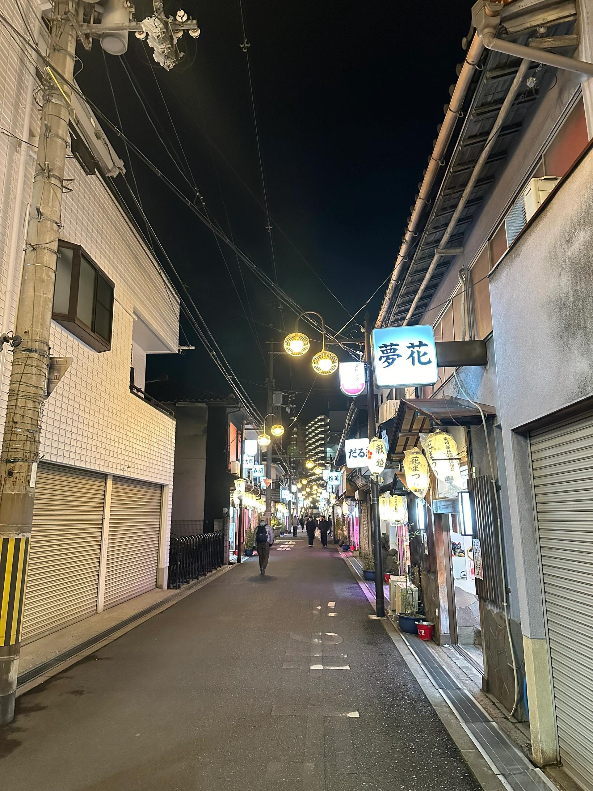 我在日本去了女性游客禁地:飞田新地和西成 西成区釜崎,潦倒又神奇
