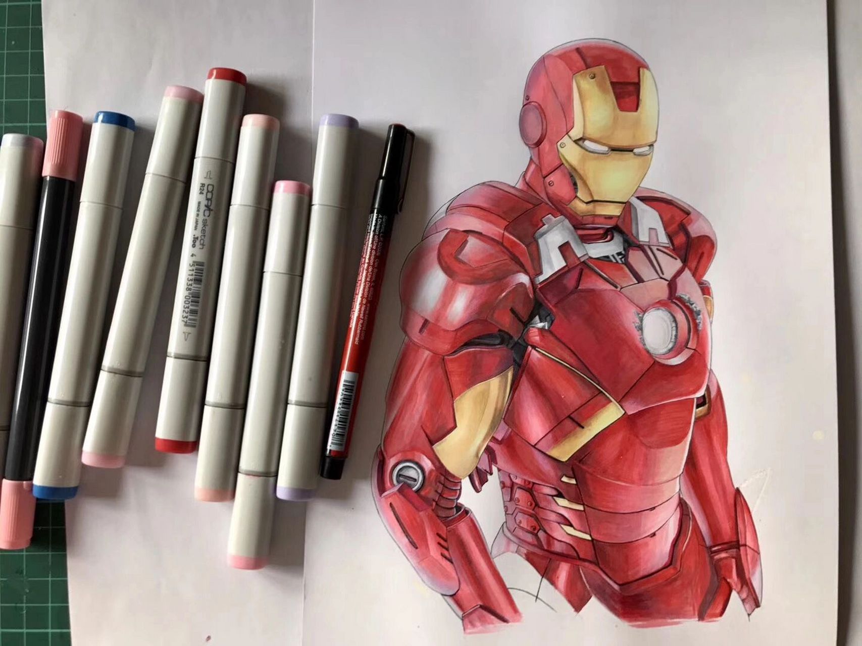 马克笔手绘钢铁侠