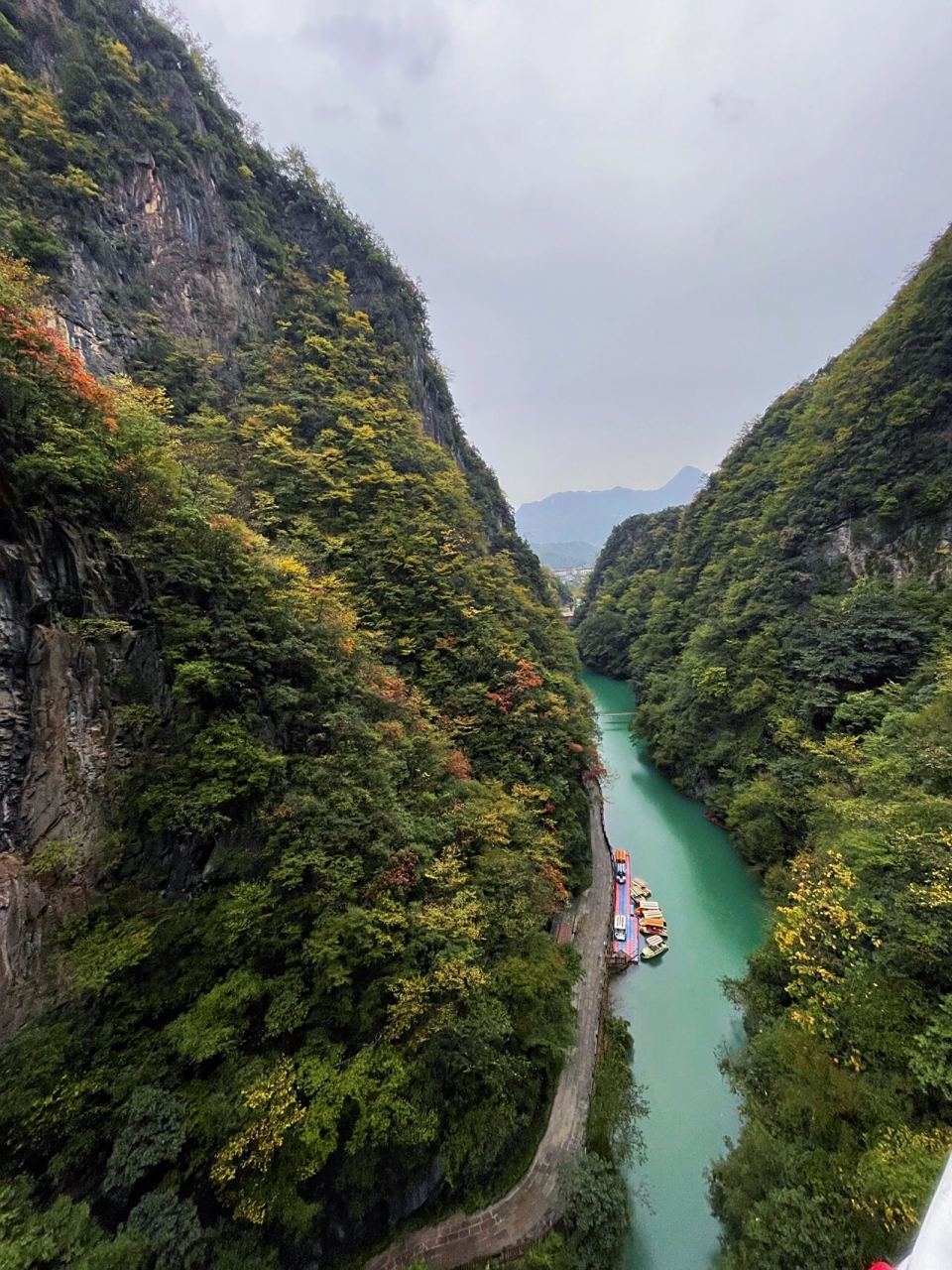 湖北襄阳五道峡4aaaa风景区 湖北襄阳五道峡aaaa风景区,总面积1667