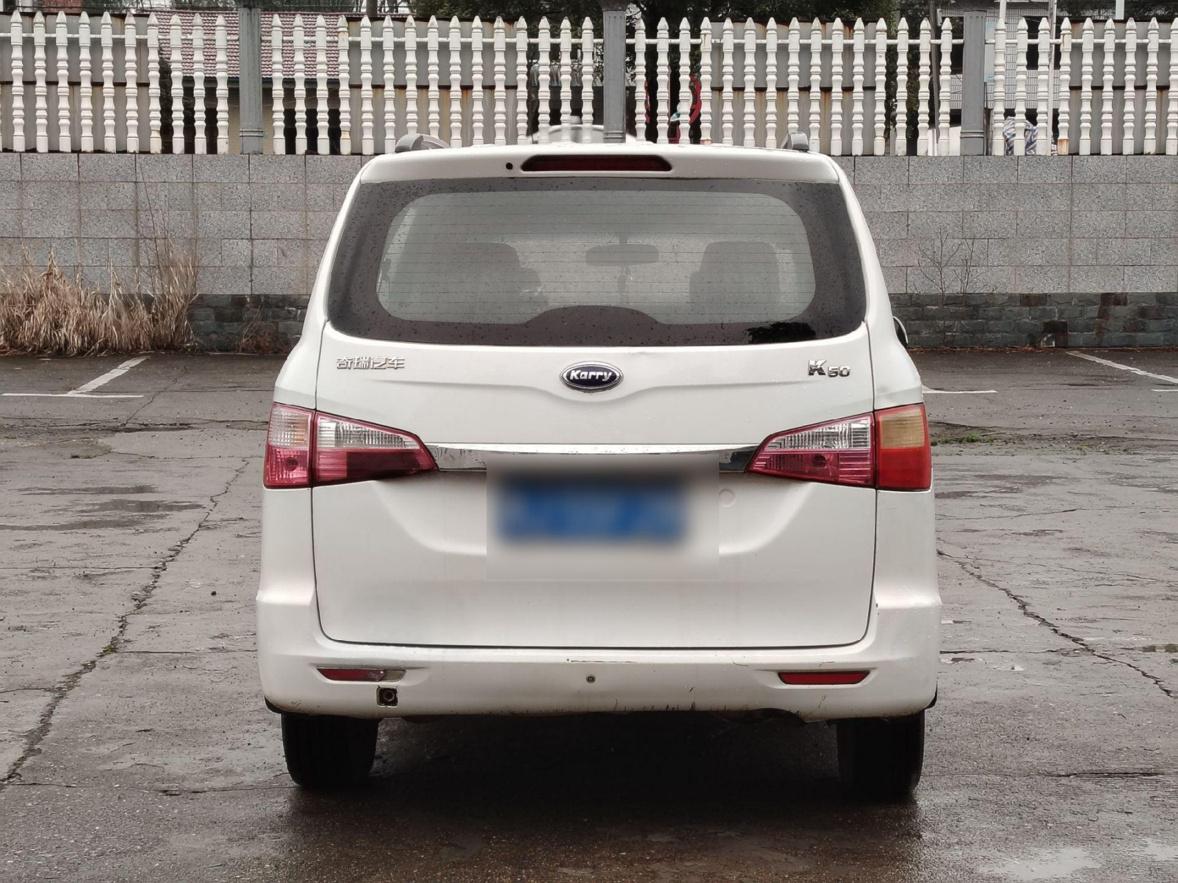 开瑞k50七座大面包车,车况很好没事故水泡一手自用私家车,保险到24年