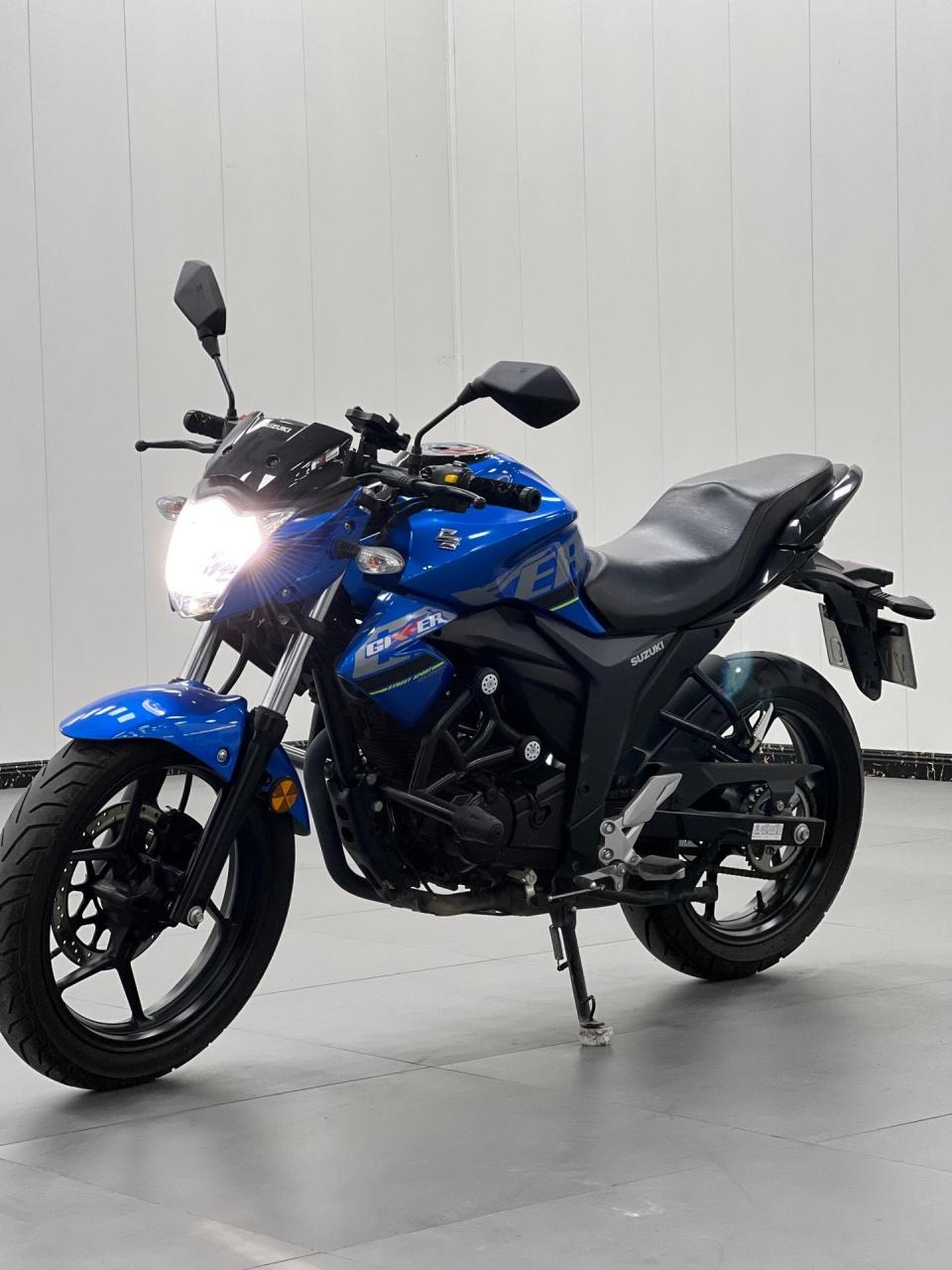 铃木gsx155.车型:铃木极客飒155nk 年份:2021 里程:3000 km.