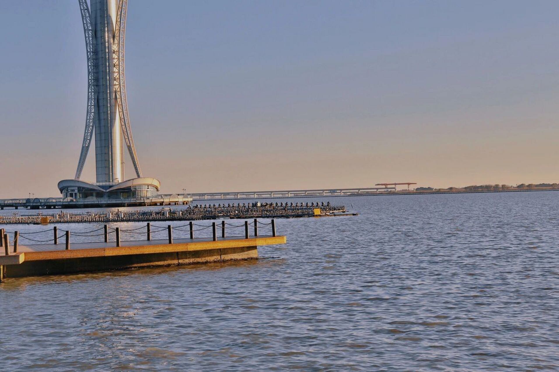 "慵懒地游走 被记录的阳光 奔跑 日出和日落" 99常州揽月湾广场