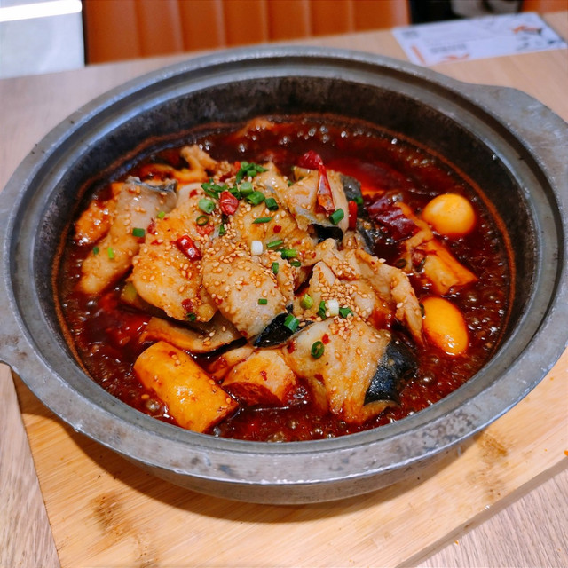吃货帖!武汉美食图鉴之塔吉蜀黍塔吉锅