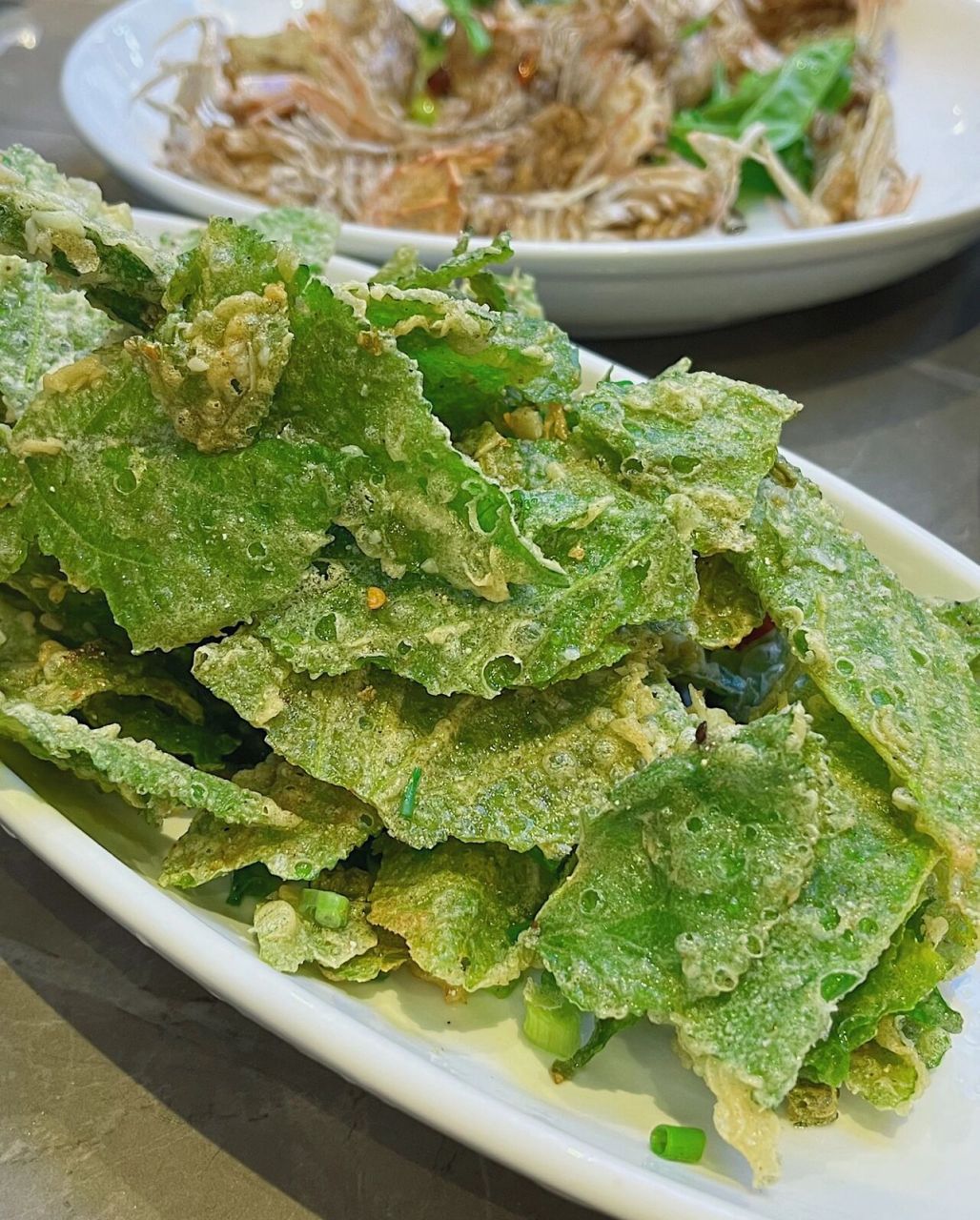 嚼下去细品,后味会有桑叶的清香,好神奇!一吃