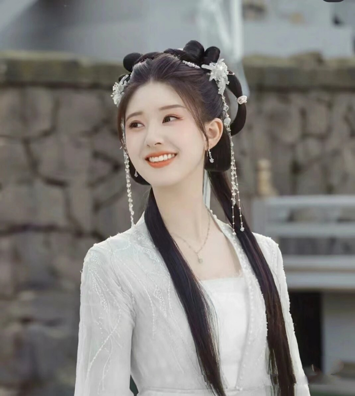 赵露思绝美古装图片(神隐)95