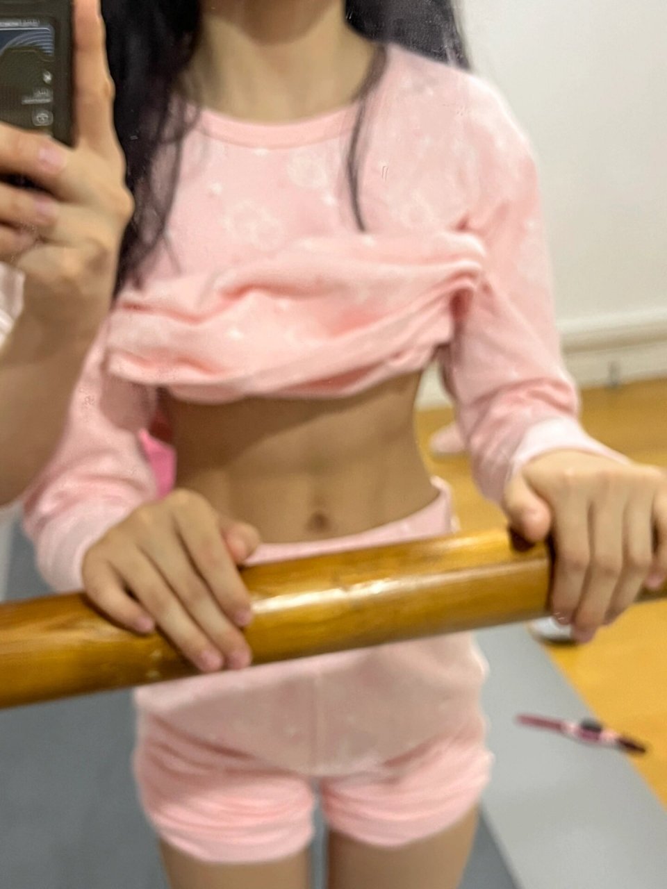 11岁小姐姐的腹肌