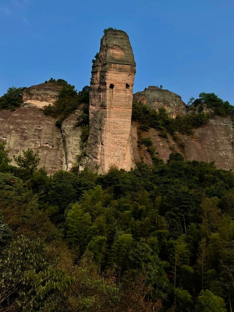 广西八角寨风景区简介图片