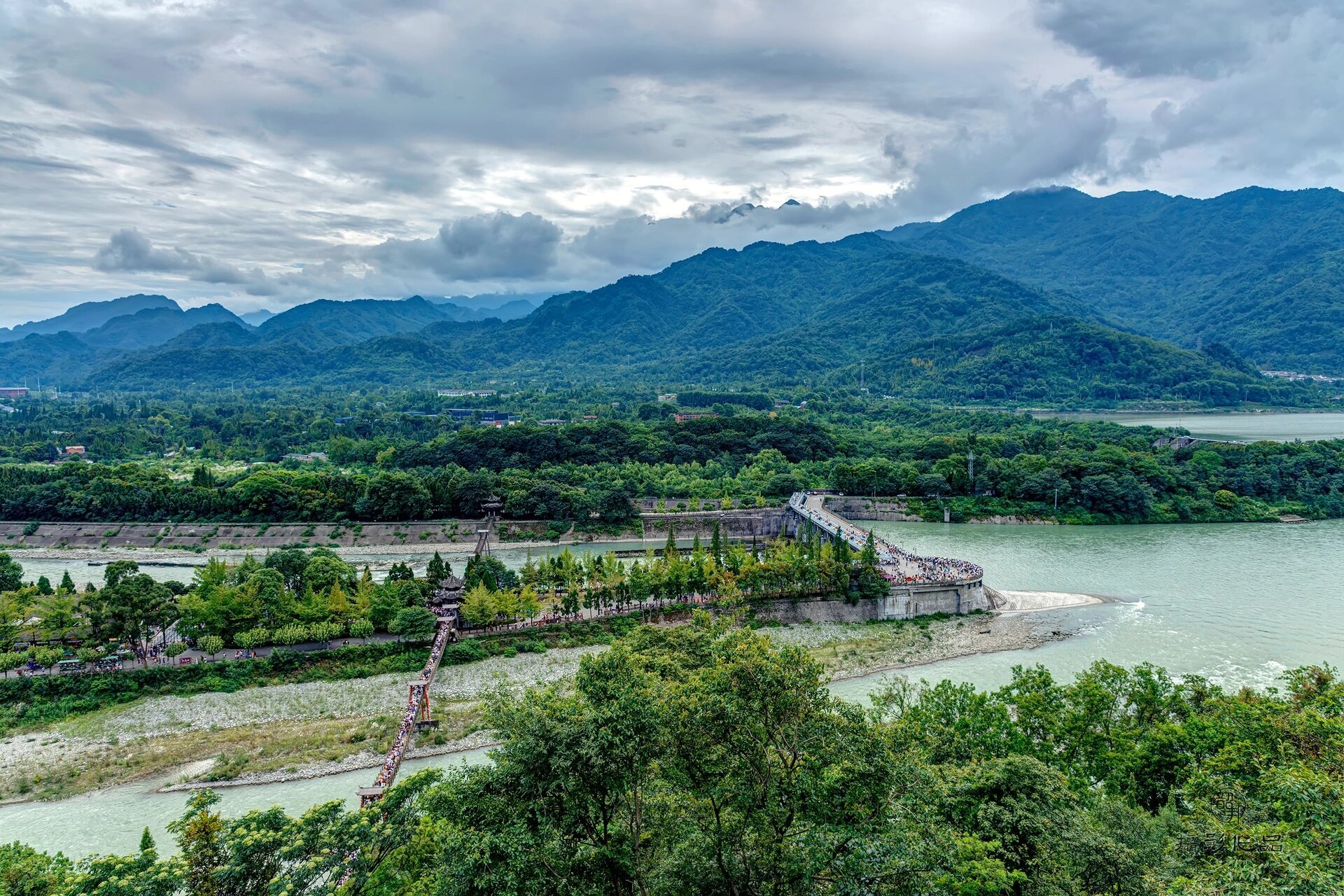 都江堰景区俯瞰全景