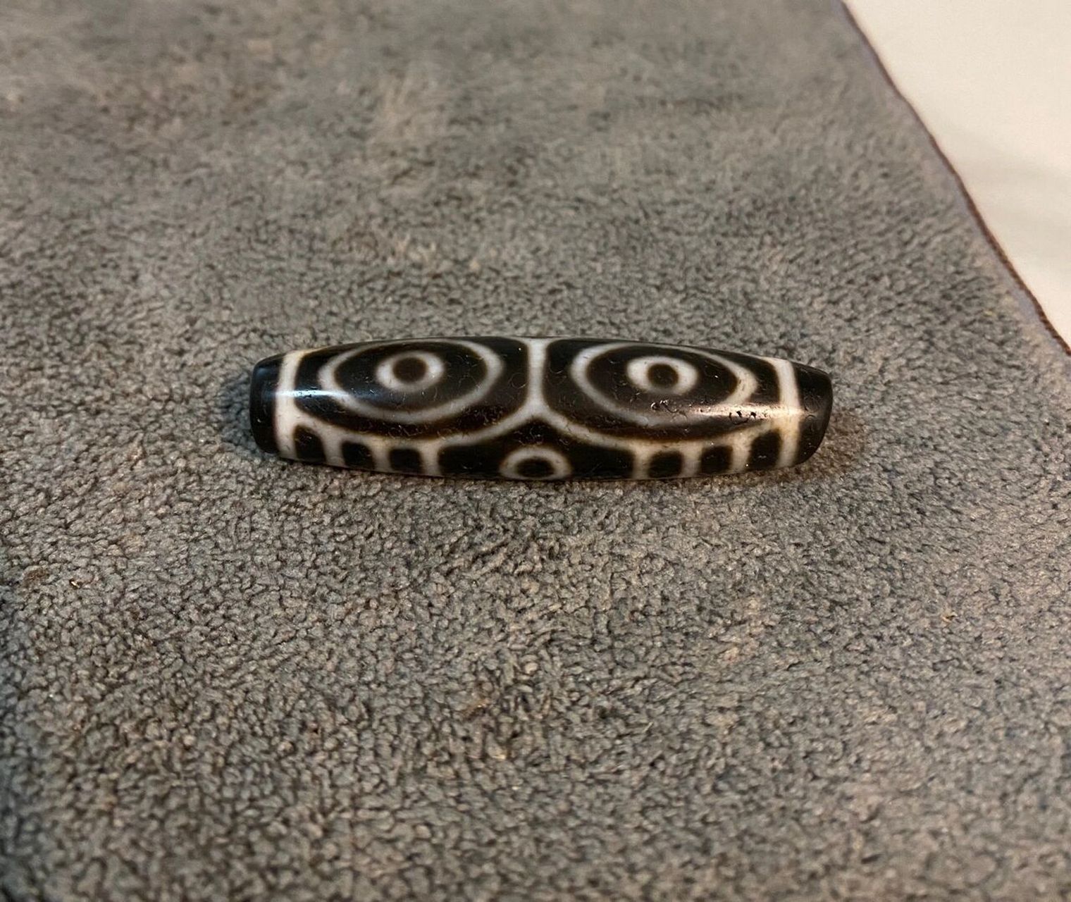 龙眼天珠为佛眼之珠,六字大明咒的化现,佛教的真髓,万咒之王,辟邪之珠