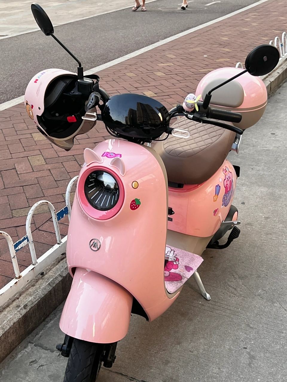 爱玛晴天粉色电动车96我太爱啦 01在小红书上经常刷到这款电动车