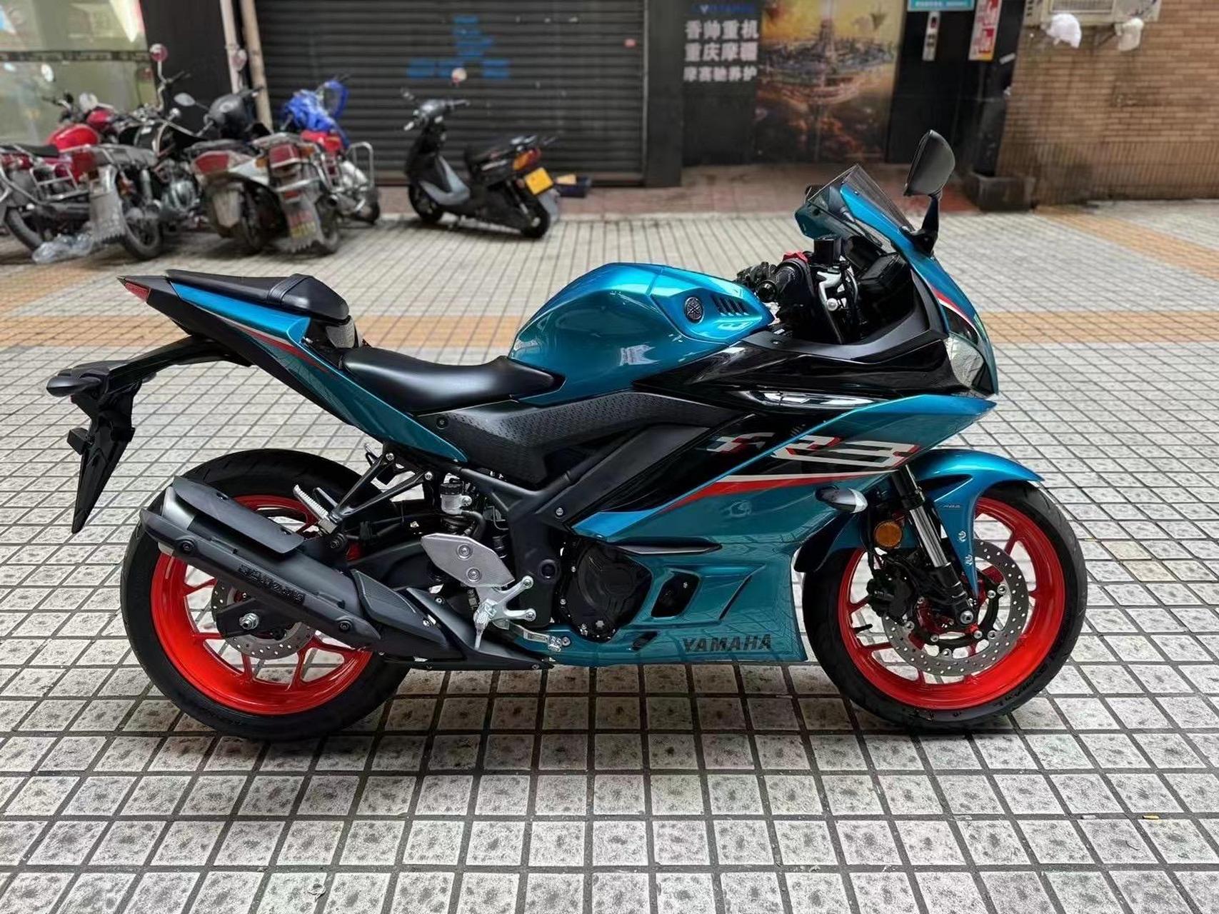 车型:雅马哈r3 出厂日期:21年9月 上牌日期:23年5月30 公里数:670公里