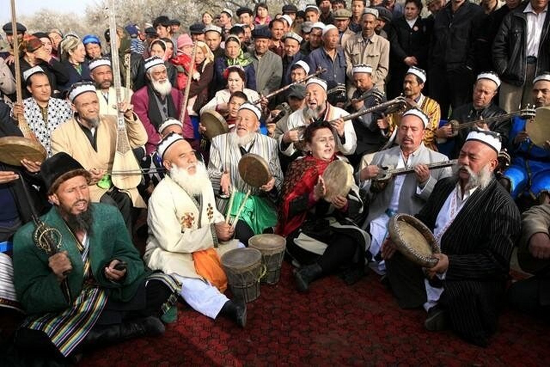 新疆十二木卡姆 民艺||十二木卡姆 维吾尔十二木卡姆的每一个木卡姆均