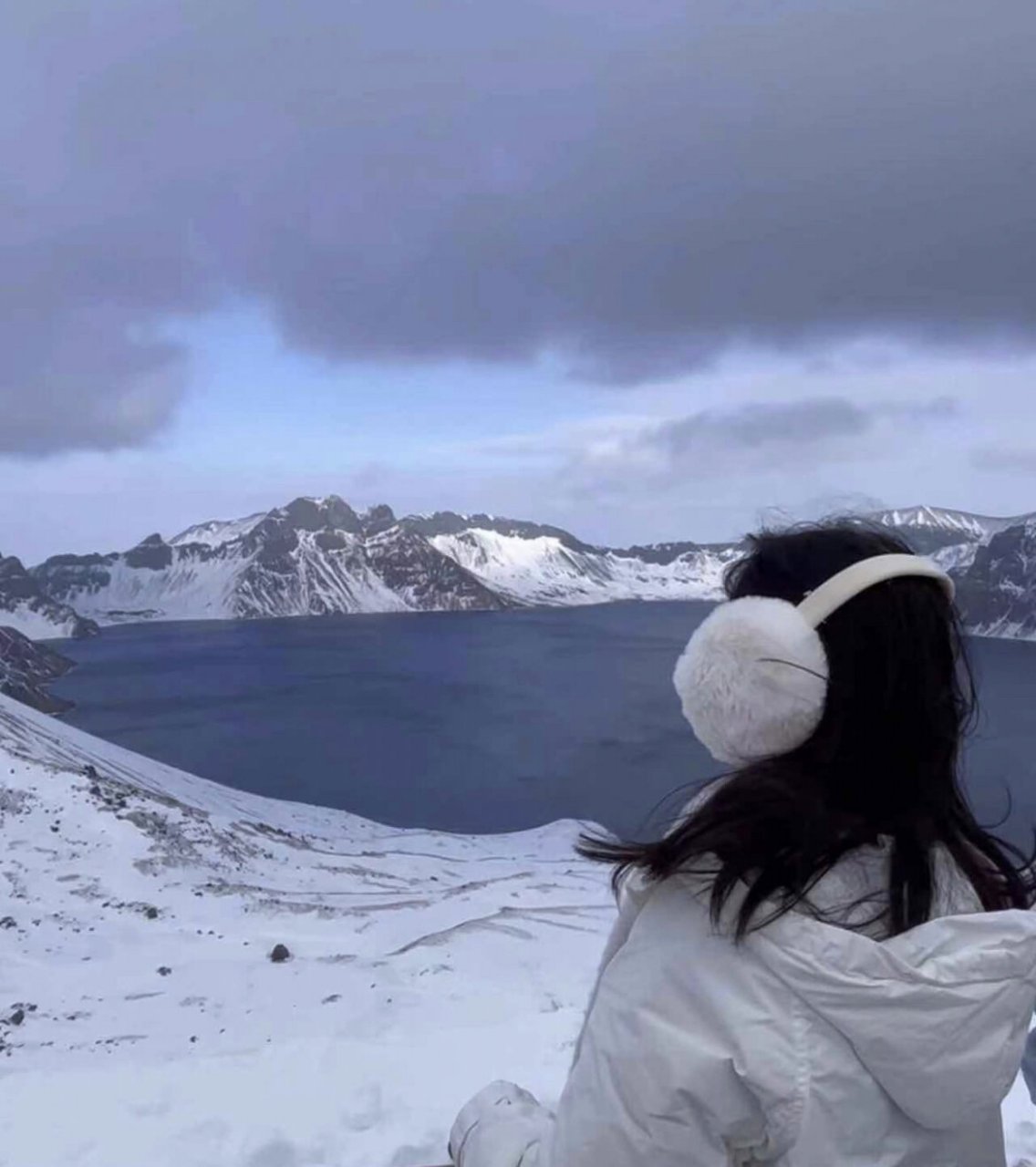 长白山的冬日头像分享来咯 放开前拍的,朋友差点被静默仅此一张