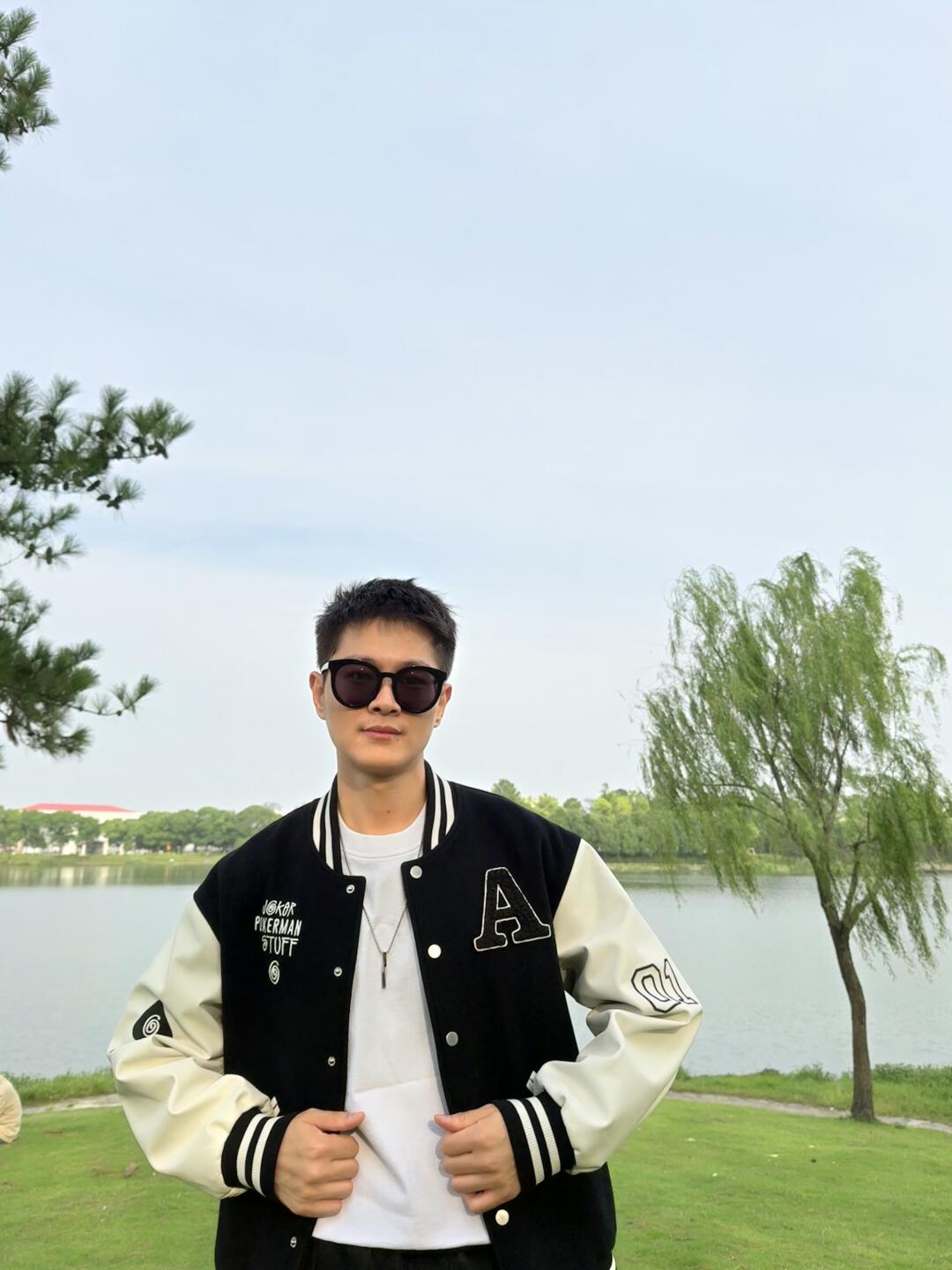 男生自拍久违的实况图iphone16promax我来啦